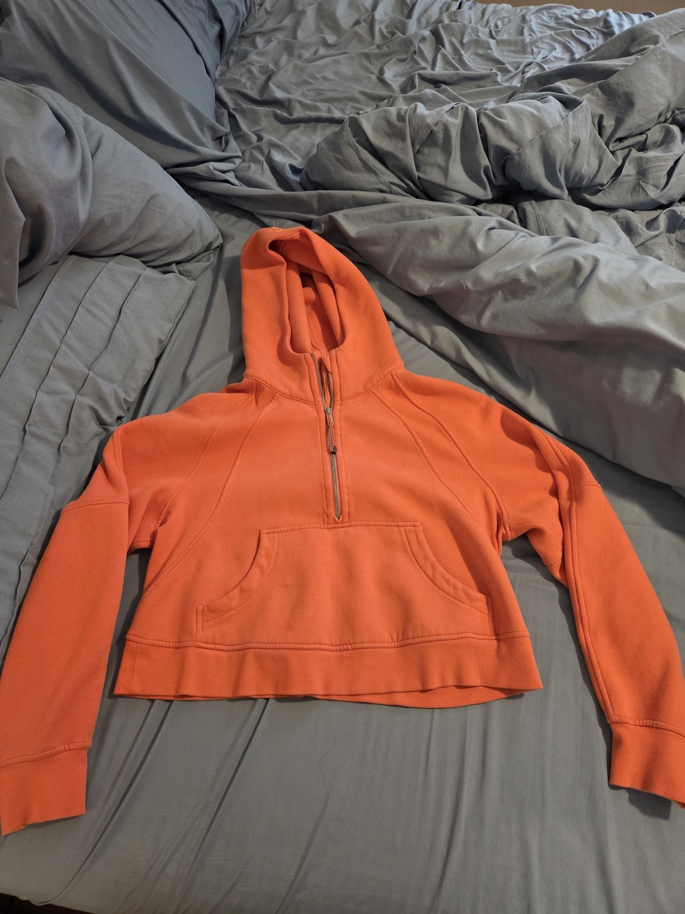 Lululemon Women's Cropped Hoodie